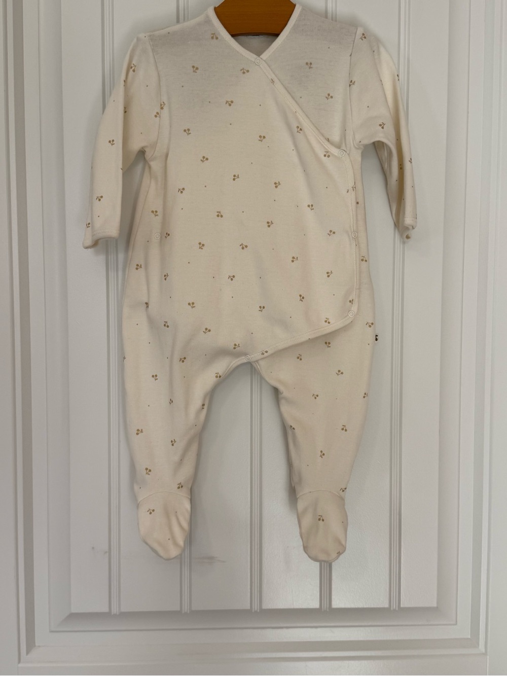 Bonpoint Surplice Cherry Print Baby Pajamas – 12M – 100% Cotton